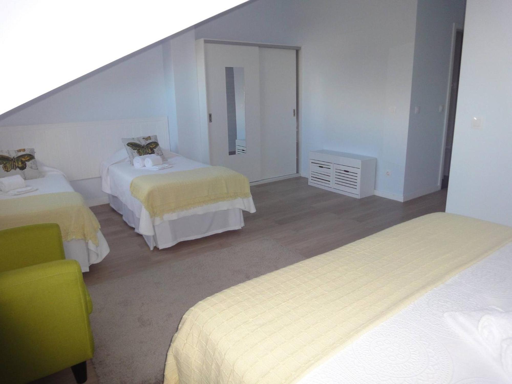 Apartamentos Almeida Garrett Понта Делгада Екстериор снимка